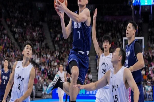 NBA训练营凯尔特人塔图姆跟腱恢复与布朗核心分析新赛季看点